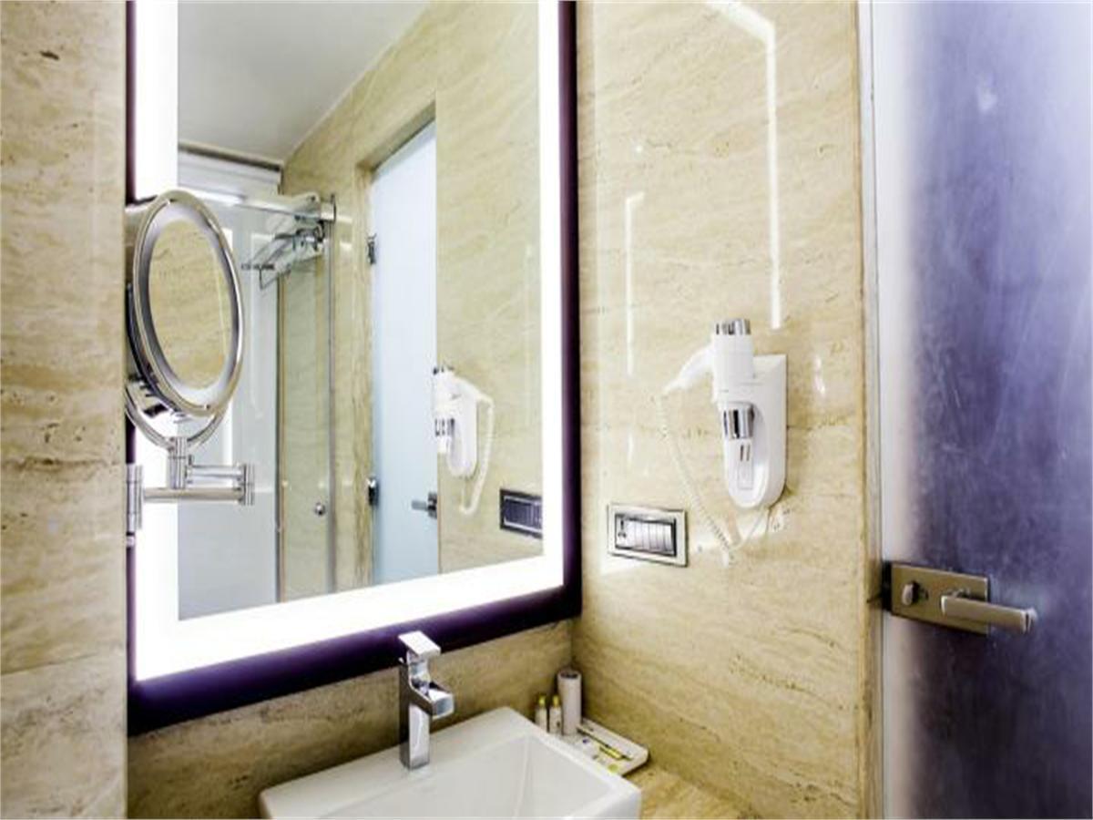 Viceroy Inn Dehradun Eksteriør bilde